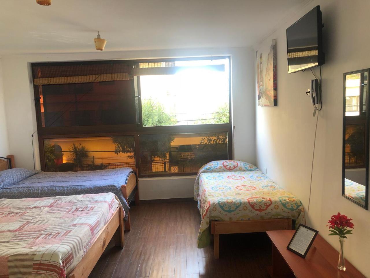Hostal Lacroix 비냐델마르 외부 사진